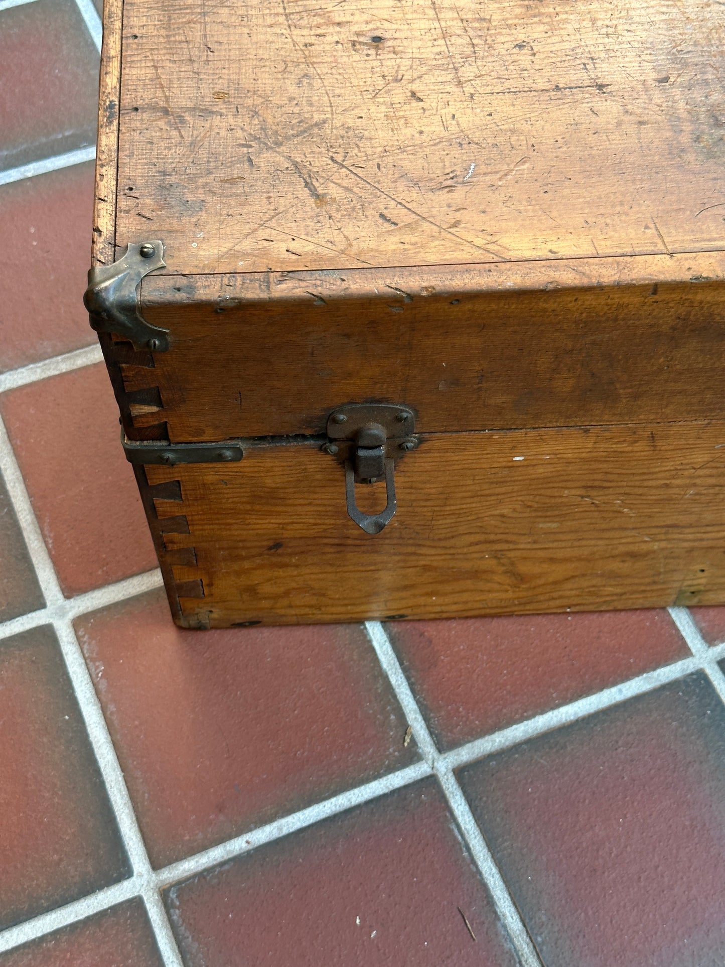 Natural wood tool chest