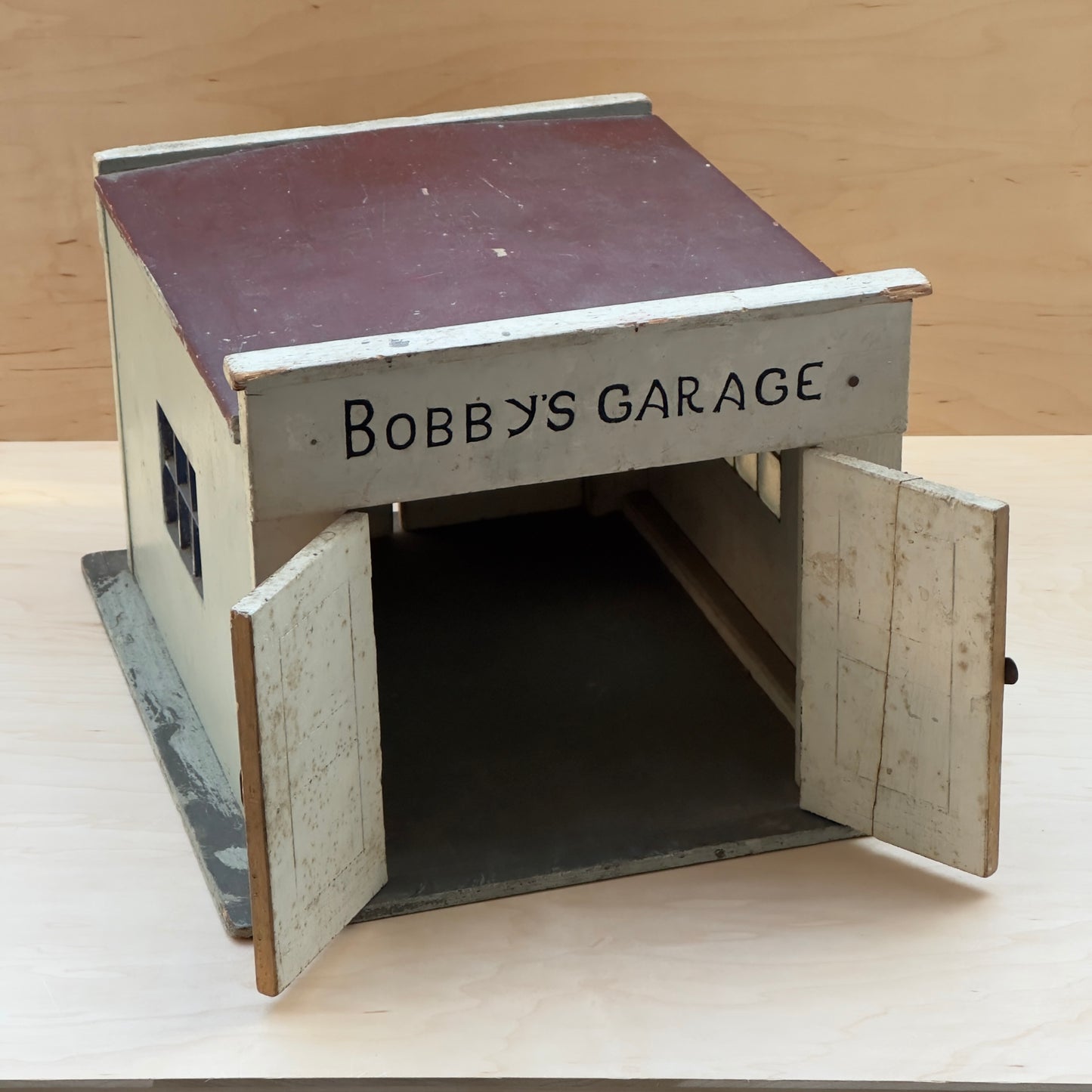 Bobby’s Garage