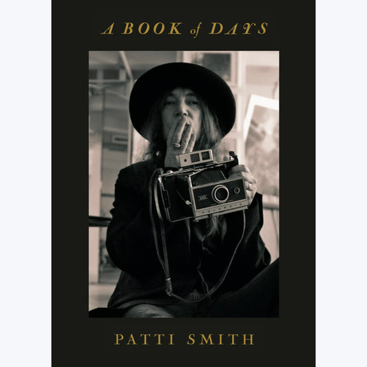 Book (New) A Book of Days - Patti Smith